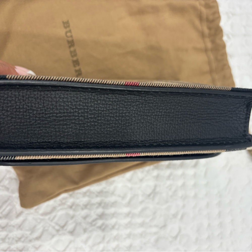 Burberry Black and Tan Crossbody Bag with Gold Chain - Picture 10 of 14